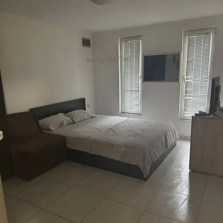 за възраждане Lägenhet Burgas